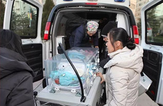 乌兰县妇婴监护型护送